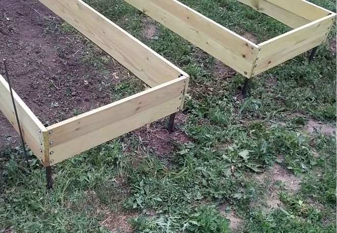 Как сделать грядки из досок на участке 18 Изготовление высоких кроватей