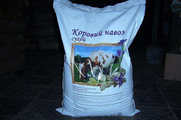 Сухой навоз крупного рогатого скота